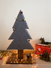 Afbeelding in Gallery-weergave laden, Holly Jolly Cat Tree